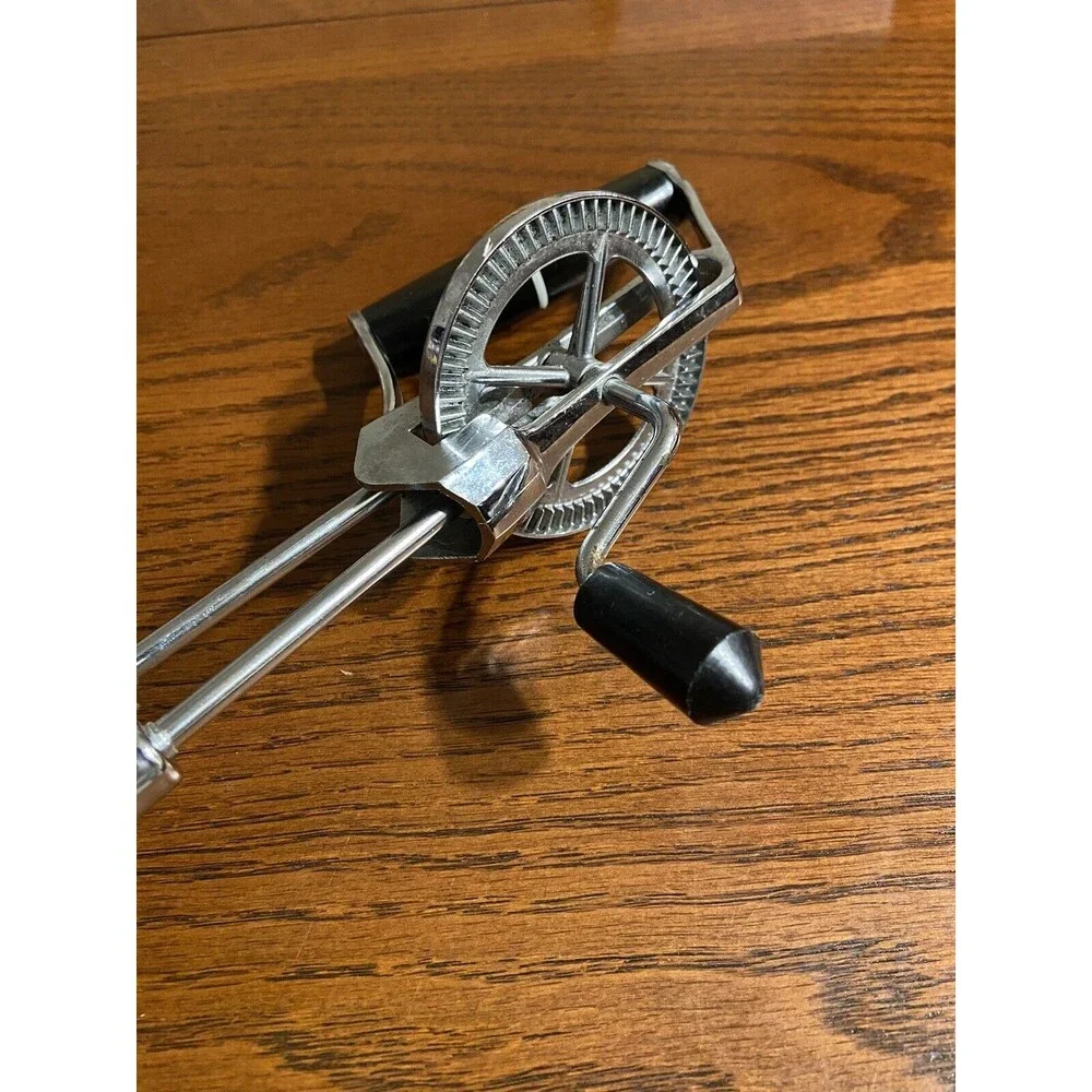 Unbranded vintage hand